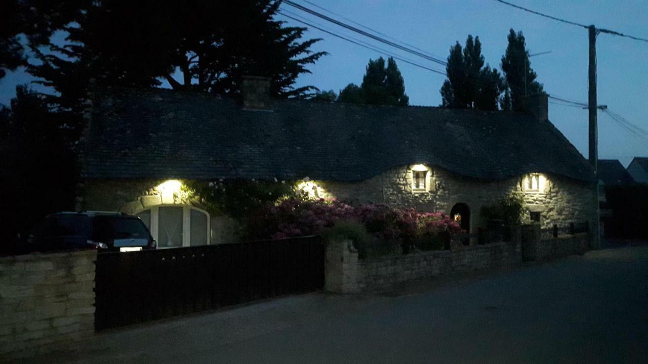 Ty-Yado Villa Ambon Exteriör bild