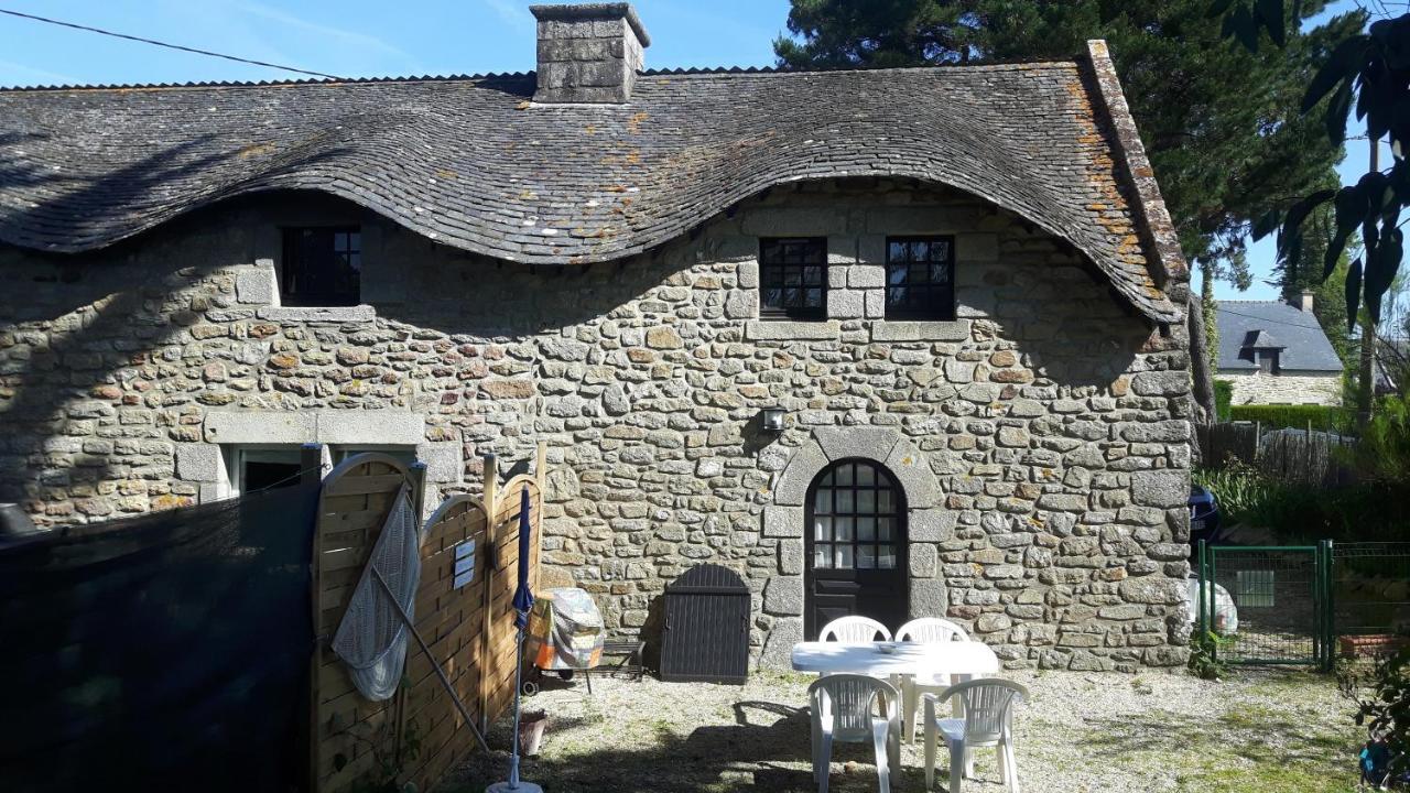 Ty-Yado Villa Ambon Exteriör bild